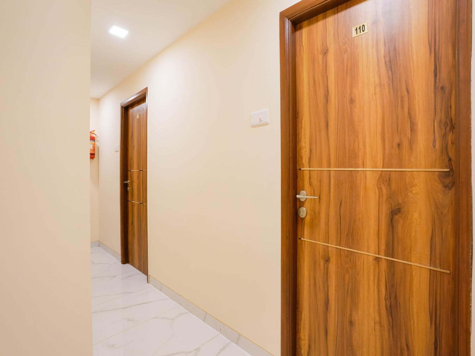 Hotel O King Residency Near Bharat Talkies 孟买 外观 照片